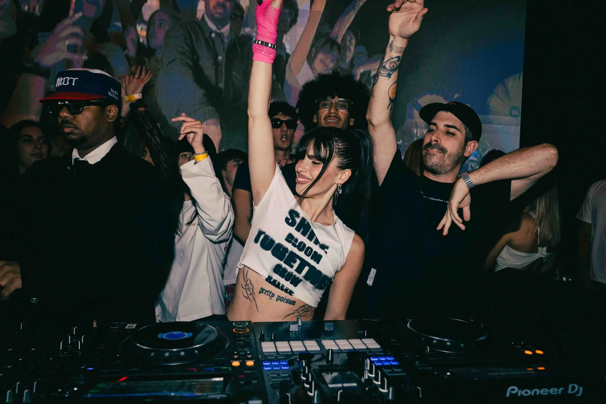 SAB 17.10 SMASH W/ ANTIDOTO & YUNG PIPS — foto 114