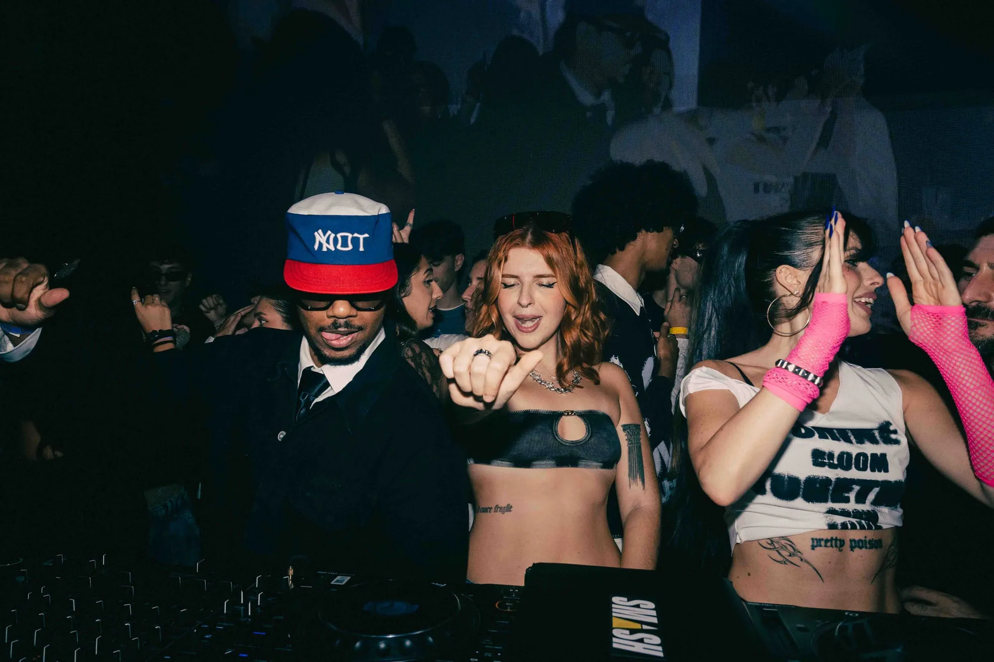 SAB 17.10 SMASH W/ ANTIDOTO & YUNG PIPS — foto 120