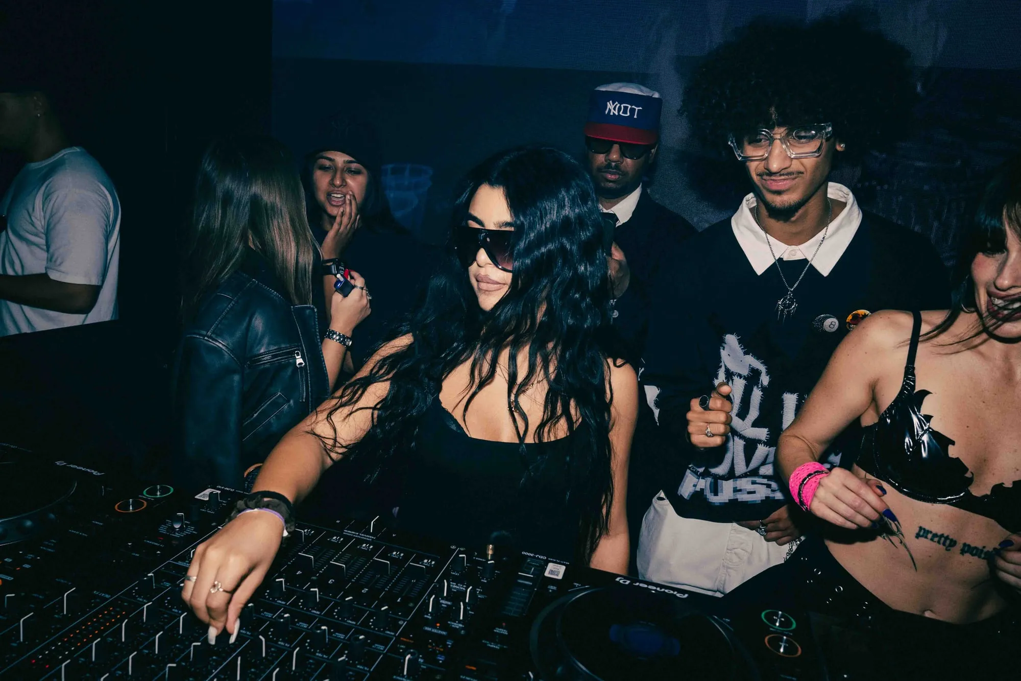 SAB 17.10 SMASH W/ ANTIDOTO & YUNG PIPS — foto 127